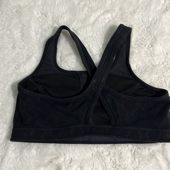 Lululemon sports bra - Picture 3 of 5